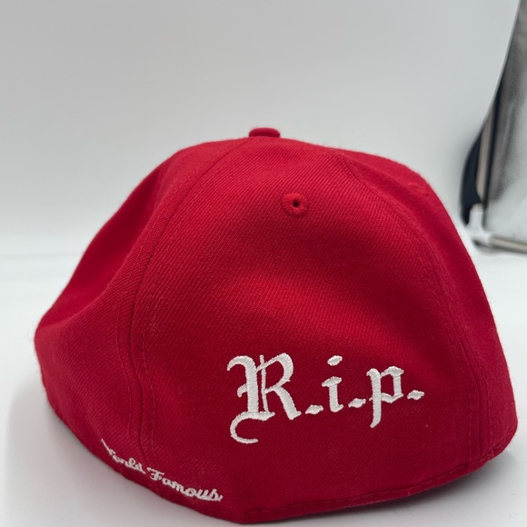 Supreme New Era R.I.P. red box logo size 7 3/8